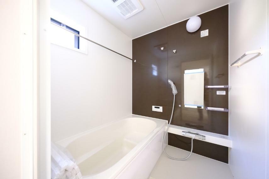浴室 ■浴室乾燥暖房機能付き『1坪サイズ』ゆったりバスルーム