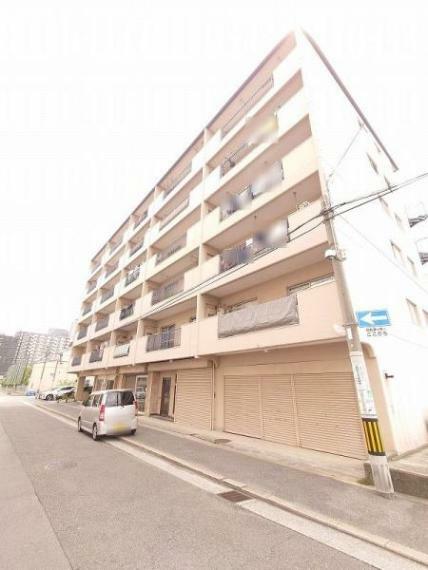 外観写真 大阪メトロ御堂筋線「中津」駅徒歩8分に立地のマンションです！