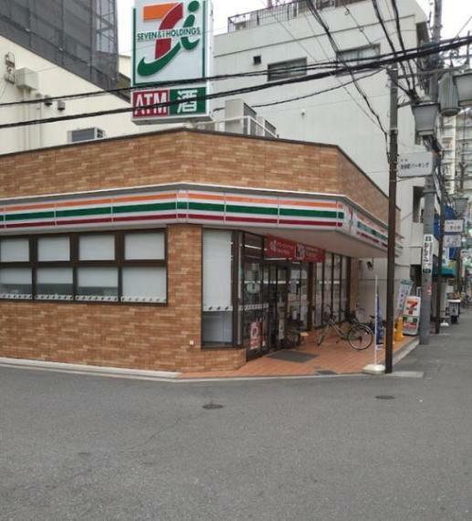 コンビニ セブンイレブン大阪池田町店