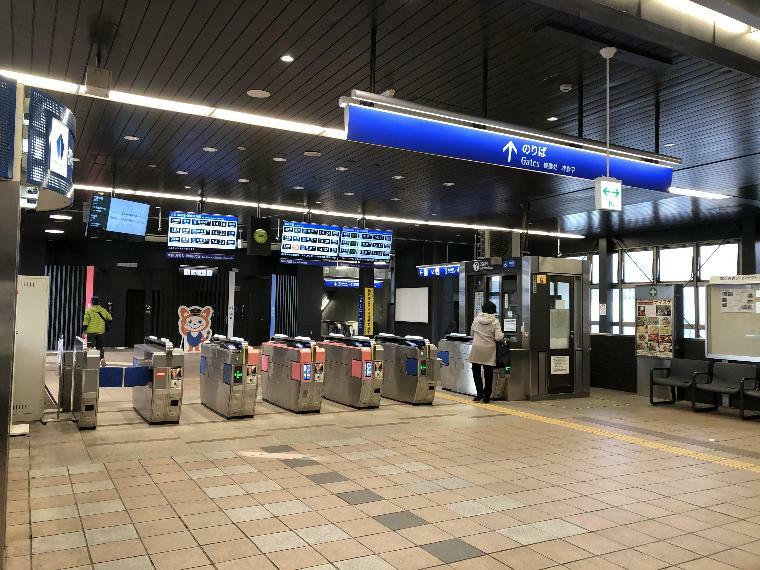 西谷駅（相鉄線）（横浜方面はもちろんのこと、新宿方面への直通運転も始まり、ターミナル駅として期待が高まる西谷駅。）