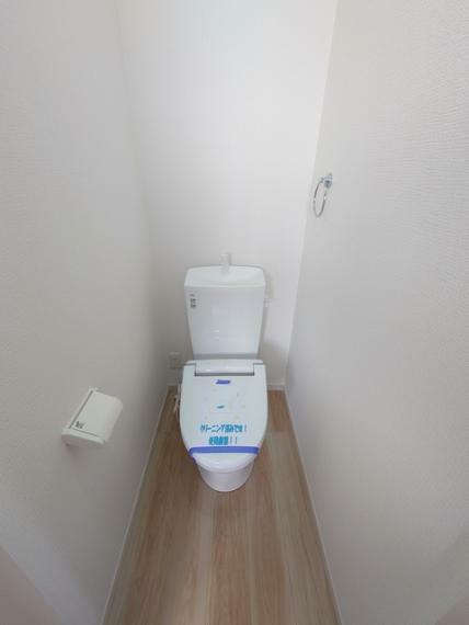 トイレ 2F