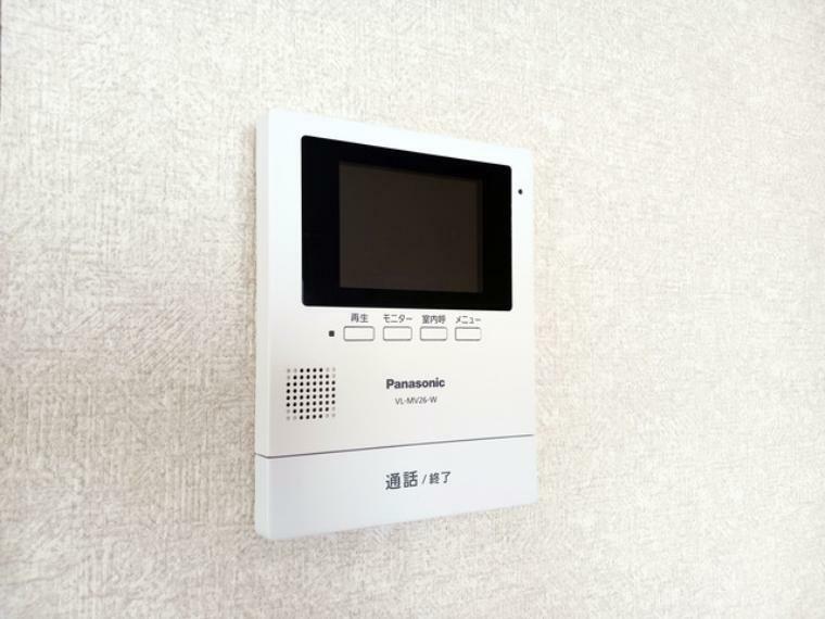防犯設備 来客者を確認できるTVモニター付インターホン