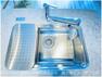 キッチンワークの効率化を図った多段式多機能シンク。 ディスポーザー、水栓一体型浄水器付き。