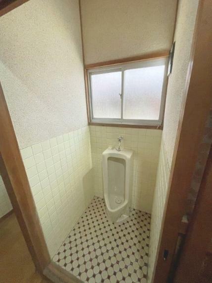 トイレ 男性用のトイレです。