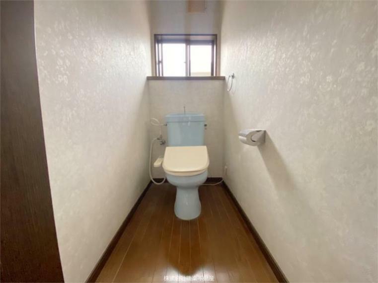 トイレ 各階にトイレがあるのも嬉しいポイント。掃除もしやすく換気もしっかりできます