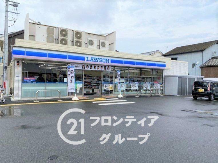 コンビニ ローソン高田内本町店