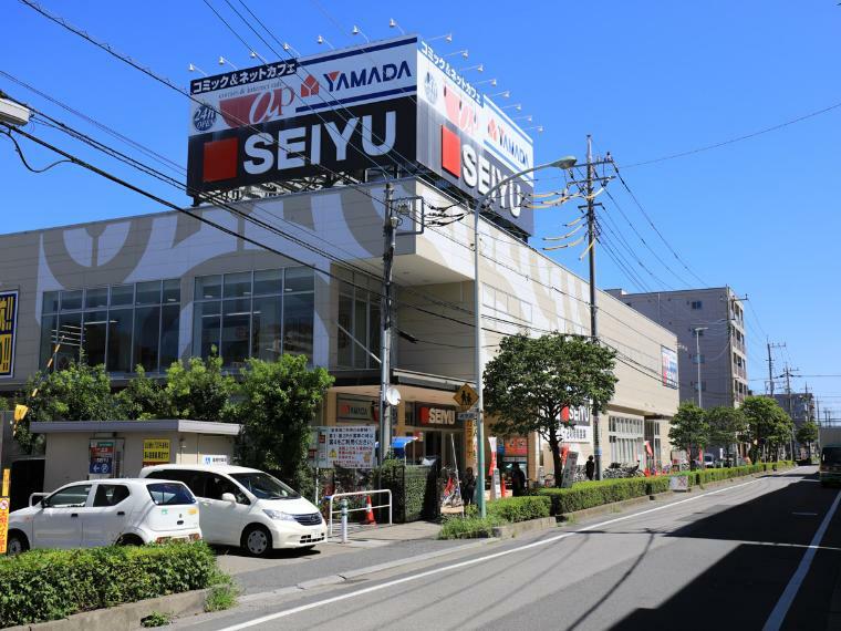 スーパー 西友東川口店（全国展開の強さをもっています。東京都を拠点として全国展開するスーパーマーケットチェーンです。家族の味方を自負し、食料品、衣料品、住居用品などを時代のニーズにあわせて、きめ細かくご提供しています。）
