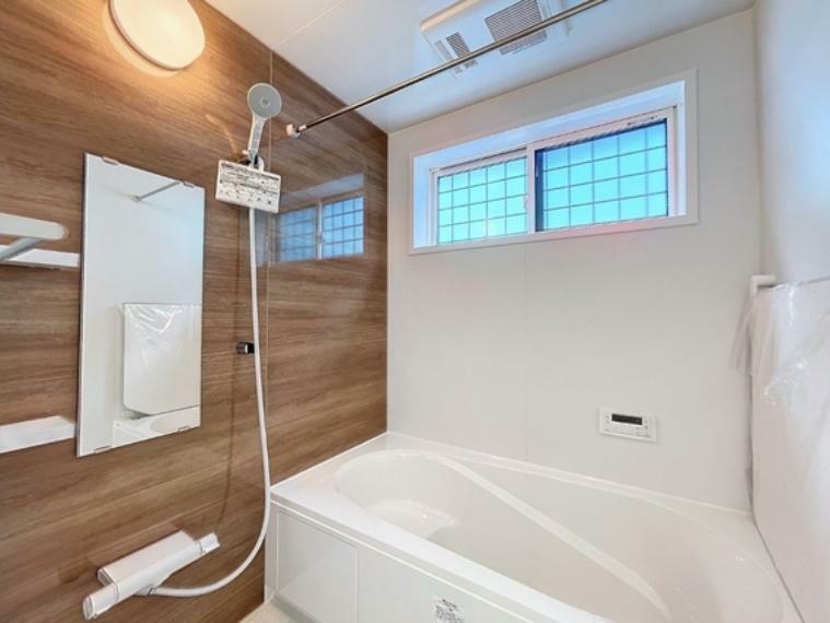 脱衣場 浴室換気乾燥暖房付ユニットバスです。