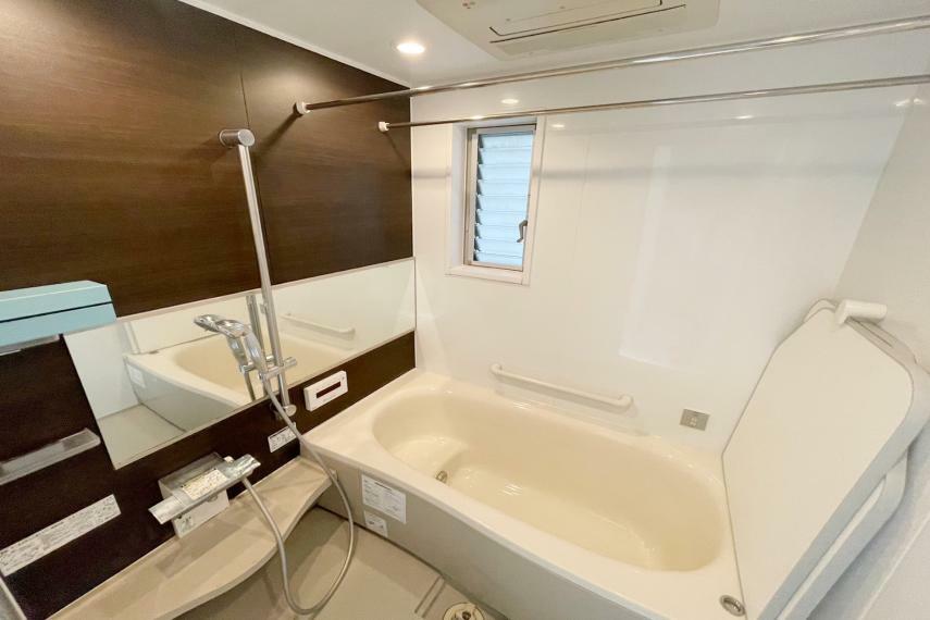 浴室 室内（2024年4月）撮影 大変綺麗に使われており清潔感ある浴室。