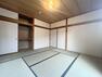 各居室に収納スペースが設けられ,生活スペースを広く利用できます:和室8.0帖