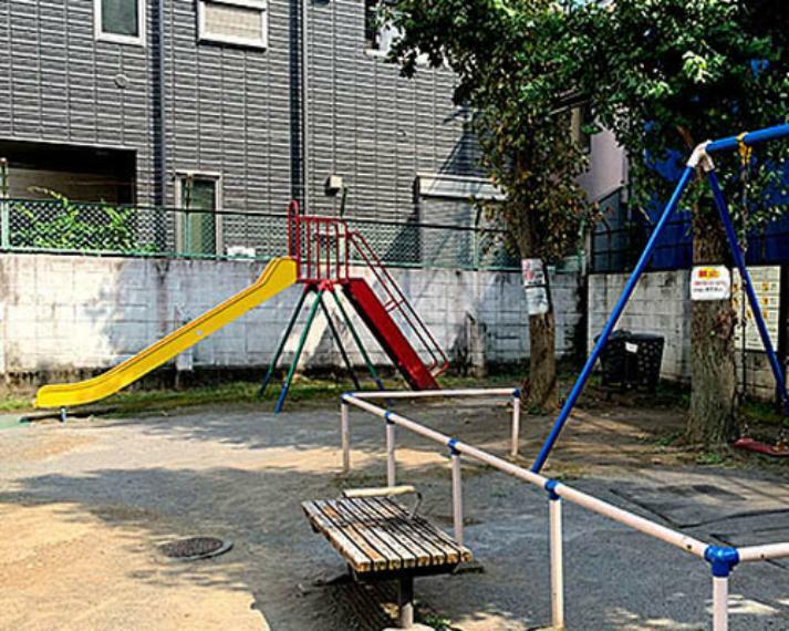 公園 【公園】新宿区立桝箕児童遊園まで325m