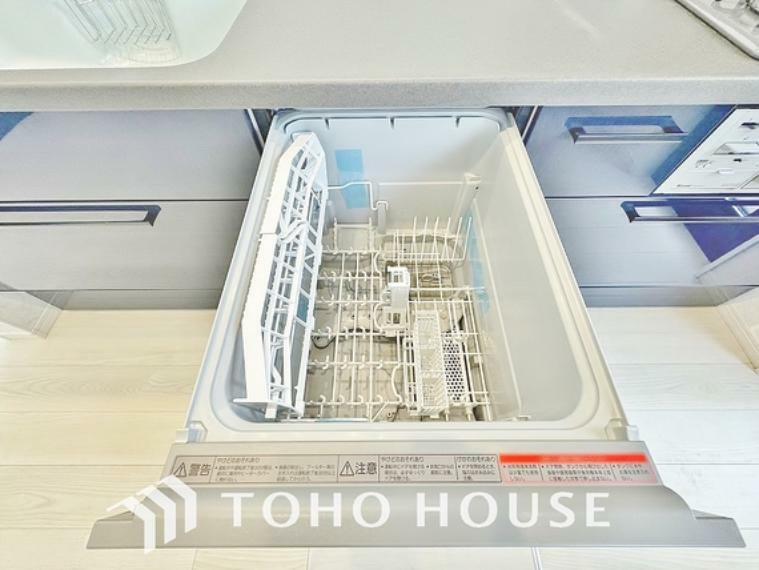 キッチン 通常の手洗いでは使用出来ない高温のお湯や高圧水流を使う事により汚れを効果的に落とすことができます。