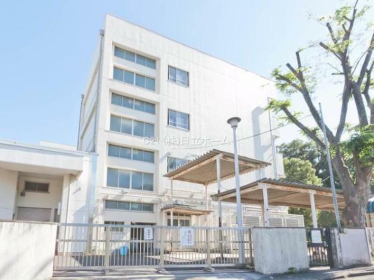 小学校 横浜市立獅子ケ谷小学校 昭和54年1月創立　ともに高め合い　生きる喜びを　拓いていく子を教育目標