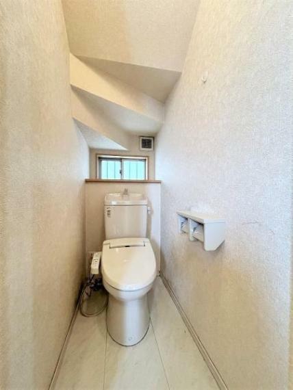 トイレ 【5/5まで期間限定現況販売】1階トイレです。
