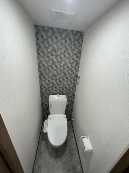 【リフォーム後写真】新品のトイレに交換しました。