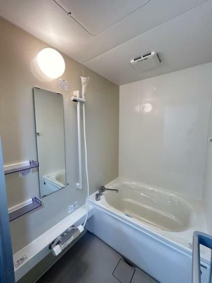 浴室 【リフォーム後】浴室です。ハウステック製のユニットバスを新設しました。