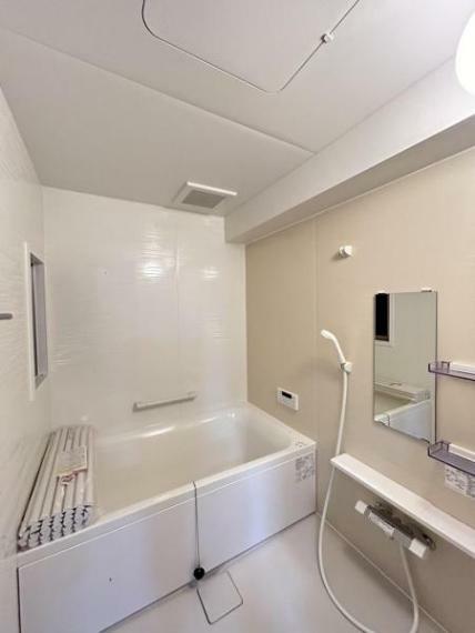 浴室 【RF済写真】浴室は新品のユニットバスに交換致しました。