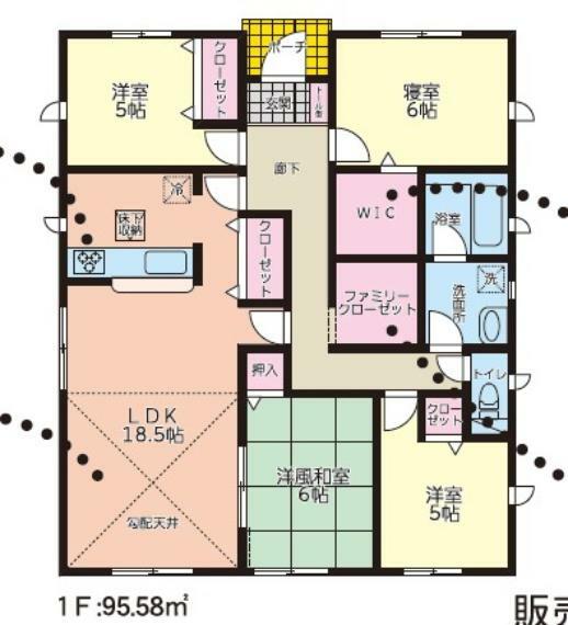 間取り図 1号棟:全居室5帖以上とプライベート空間も広々です。WIC＋ファミリークローク付きで収納に困りませんね。