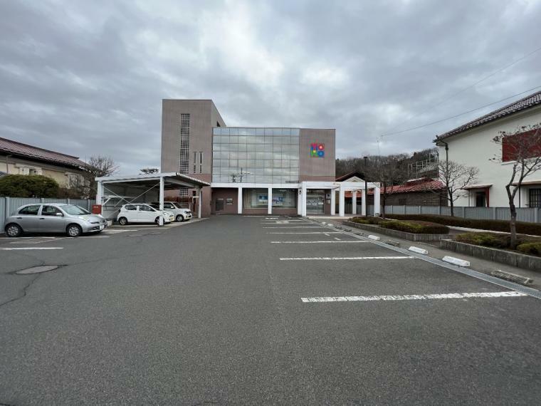 銀行・ATM 東邦銀行川俣支店　徒歩9分（約650m）