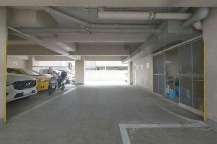 駐車場 駐車場:月額20000～25000円