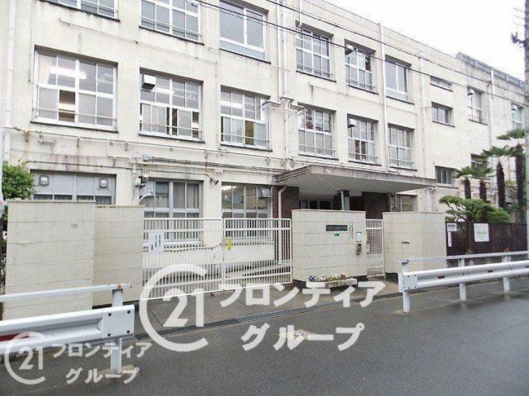 中学校 大阪市立東陽中学校　徒歩15分。