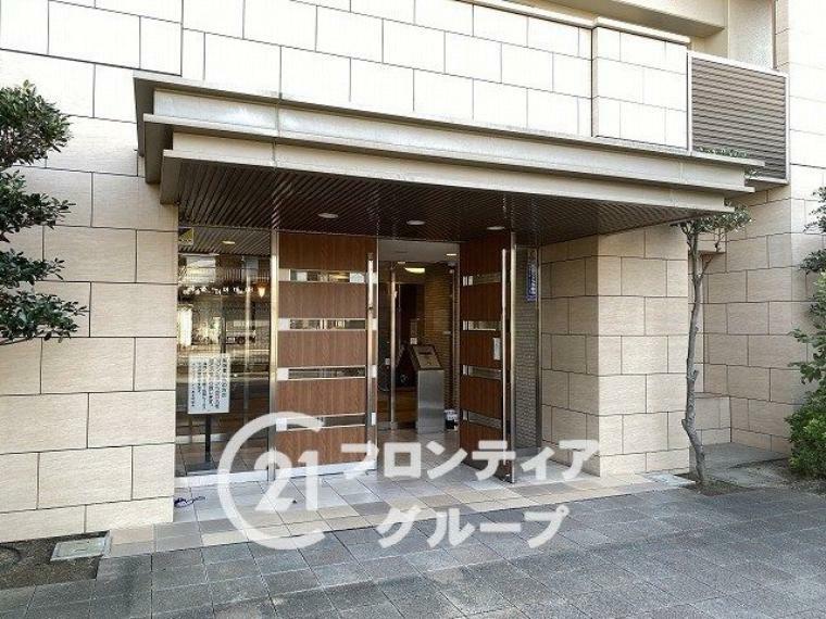 エントランスホール JR関西本線「八尾駅」や小学校まで徒歩10分圏内！