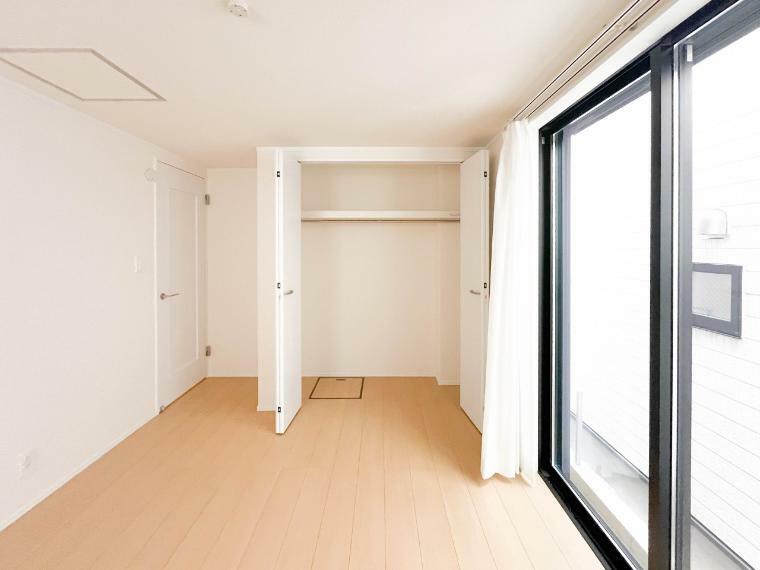 収納 （E号棟）限られたスペースを有効に活用できる壁面クローゼット。