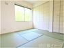 子供部屋 ＼同仕様写真/い草香る畳スペースは、使い方色々！客室やお布団で寝るときにぴったりの空間ですね。