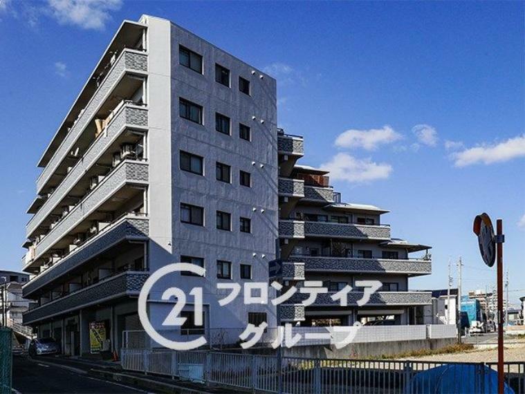 外観写真 RC造、6階建てのマンションです。