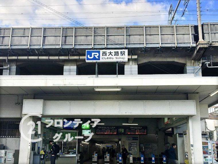 徒歩7分。西大路駅（JR西日本 東海道本線）　徒歩15分。