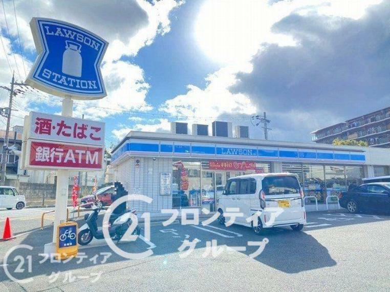 コンビニ ローソン京都城陽郵便局前店