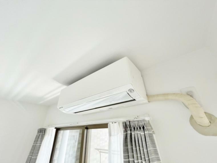 冷暖房・空調設備 エアコンが設置済みですので、お住まいになってからすぐに快適な生活を送れます。