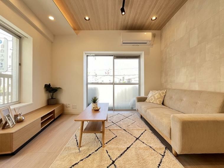 居間・リビング シンプルな機能美とスマートな空間美が光ります。