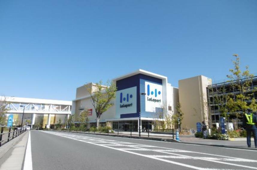 ショッピングセンター 三井ショッピングパークららぽーと湘南平塚まで約3300m（徒歩42分）