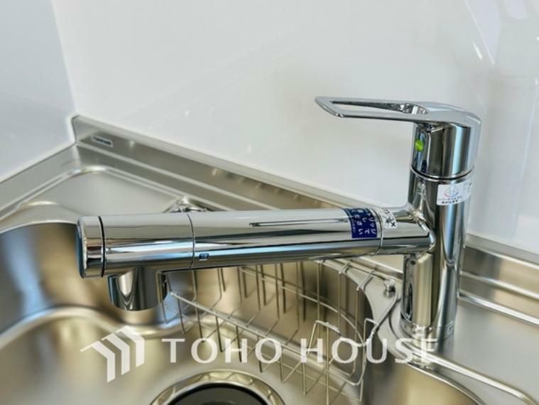 発電・温水設備 浄水機が内蔵されている便利なシャワー水栓タイプのシンクです