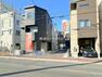 現況外観写真 「戸田公園駅」徒歩13分。商業施設が近隣に揃っている暮らしに便利な住環境。