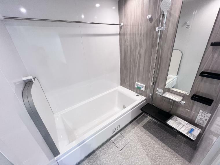 浴室 オートバスシステム・浴室暖房換気乾燥機を搭載した1坪タイプの浴室（1号地）