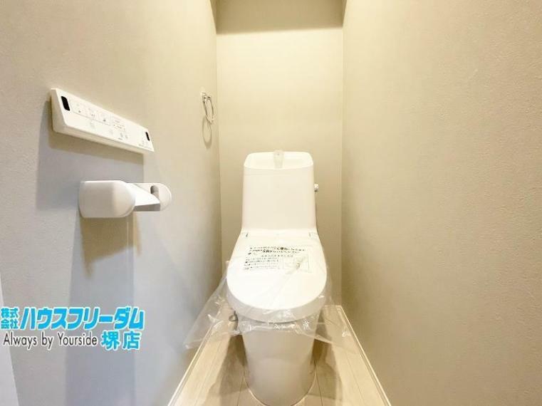 トイレ トイレ 新調済みのキレイなトイレです