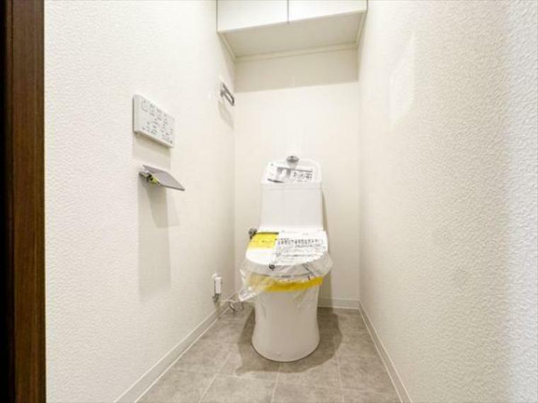 トイレ 清潔感の溢れるトイレです。落ち着いた空間で安らぎのひとときをお過ごし頂けます。