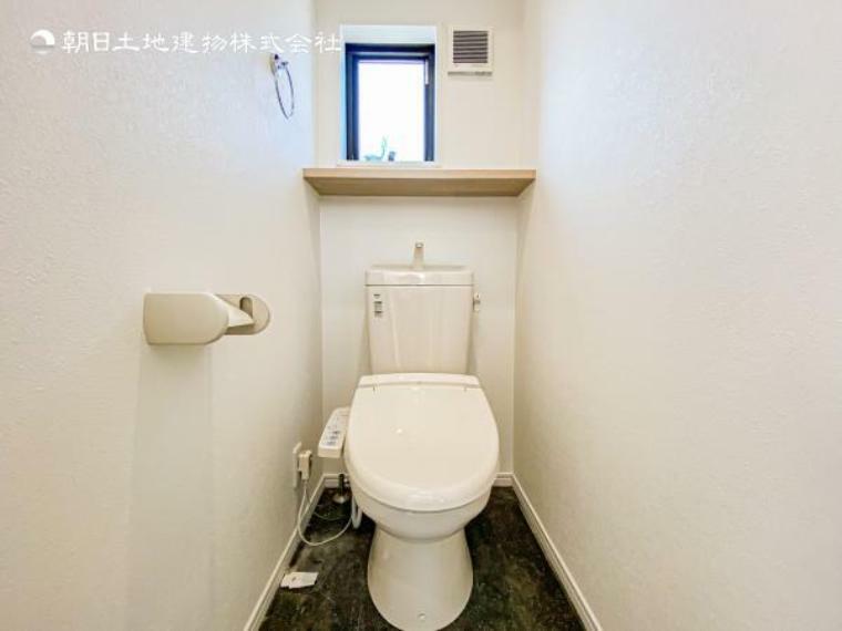 トイレ 【トイレ】毎日使うからこそ、いつも清潔な状態が嬉しいです。　お掃除がしやすいモデルです。