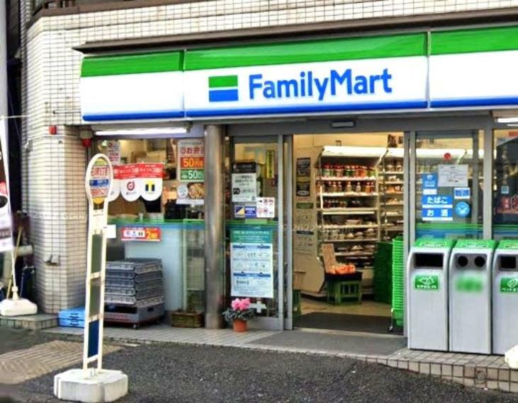 コンビニ ファミリーマート 横浜石川町店
