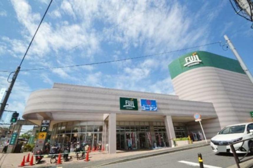 スーパー スーパーマーケットフジ上野川店