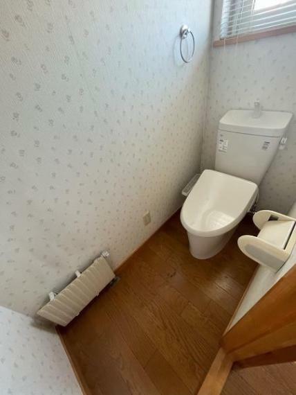 トイレ 1階のトイレです。2階にもあります。