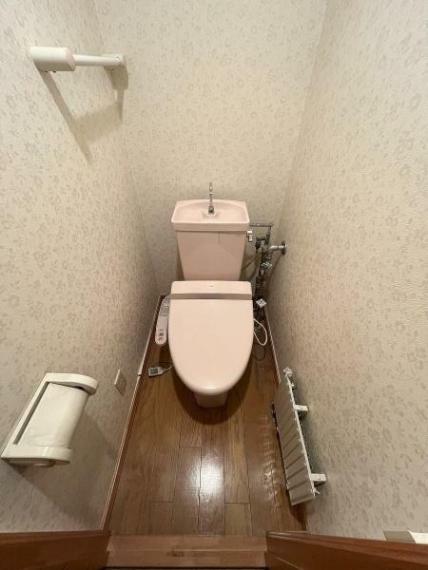 トイレ 2階のトイレです。