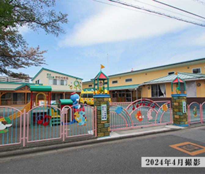 幼稚園・保育園 現地から210m～280m。　静和幼稚園　恵まれた環境の中で、遊びを中心とした保育をしています。年長組では茶道教室があり、 心と態度の育ちに大きな効果をあげています。