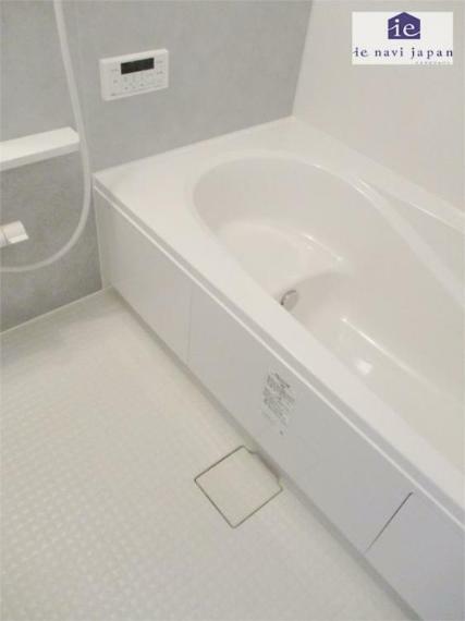 浴室 1坪タイプの広い浴室は家族のリラックスタイム明日もいい一日でありますように！浴室乾燥機は標準装備！