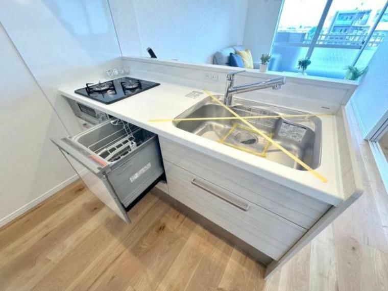 キッチン ■食洗機付きで毎日の家事の負担を軽減