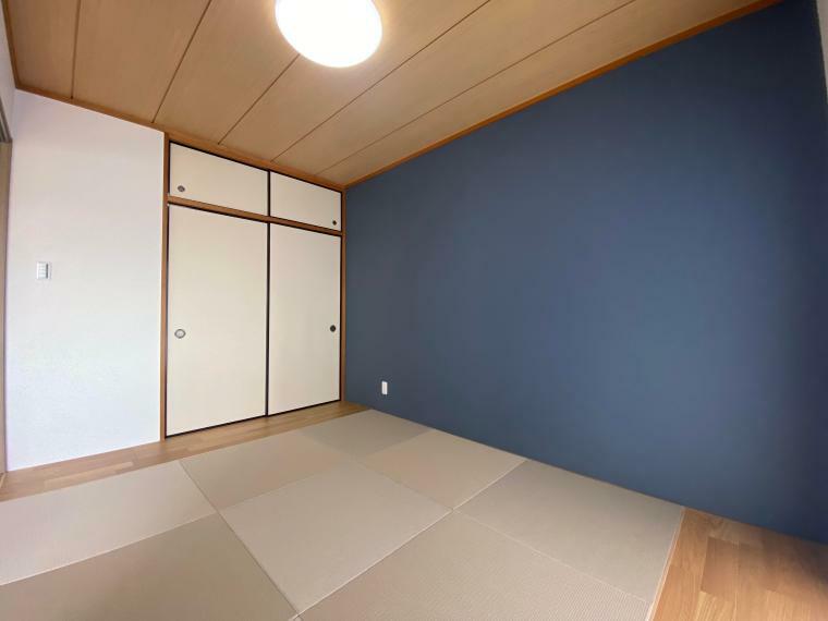 6帖和室。<BR/>の色は桜灰色を使用！<BR/>畳はあえて4.5帖にしており、和と洋を組み合わせてお洒落な空間に！