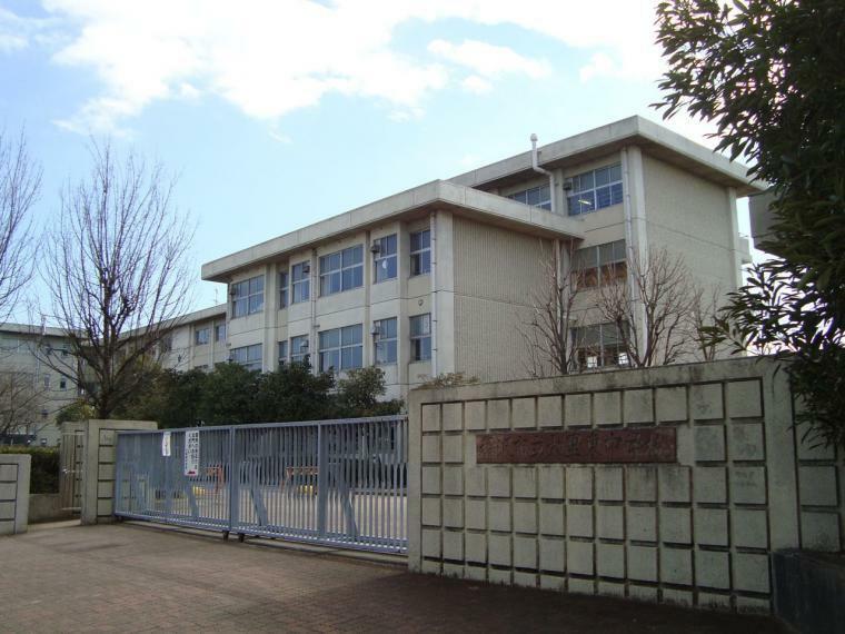 稲沢市立大里東中学校（約1,500m）