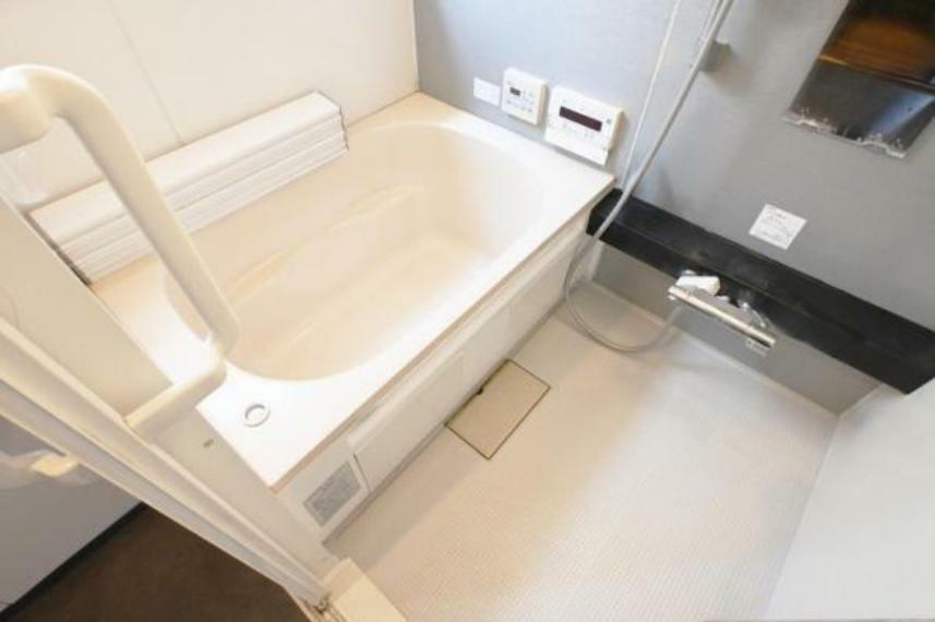 浴室 落ち着きのあるデザインでリラックスタイムを送れるバスルーム